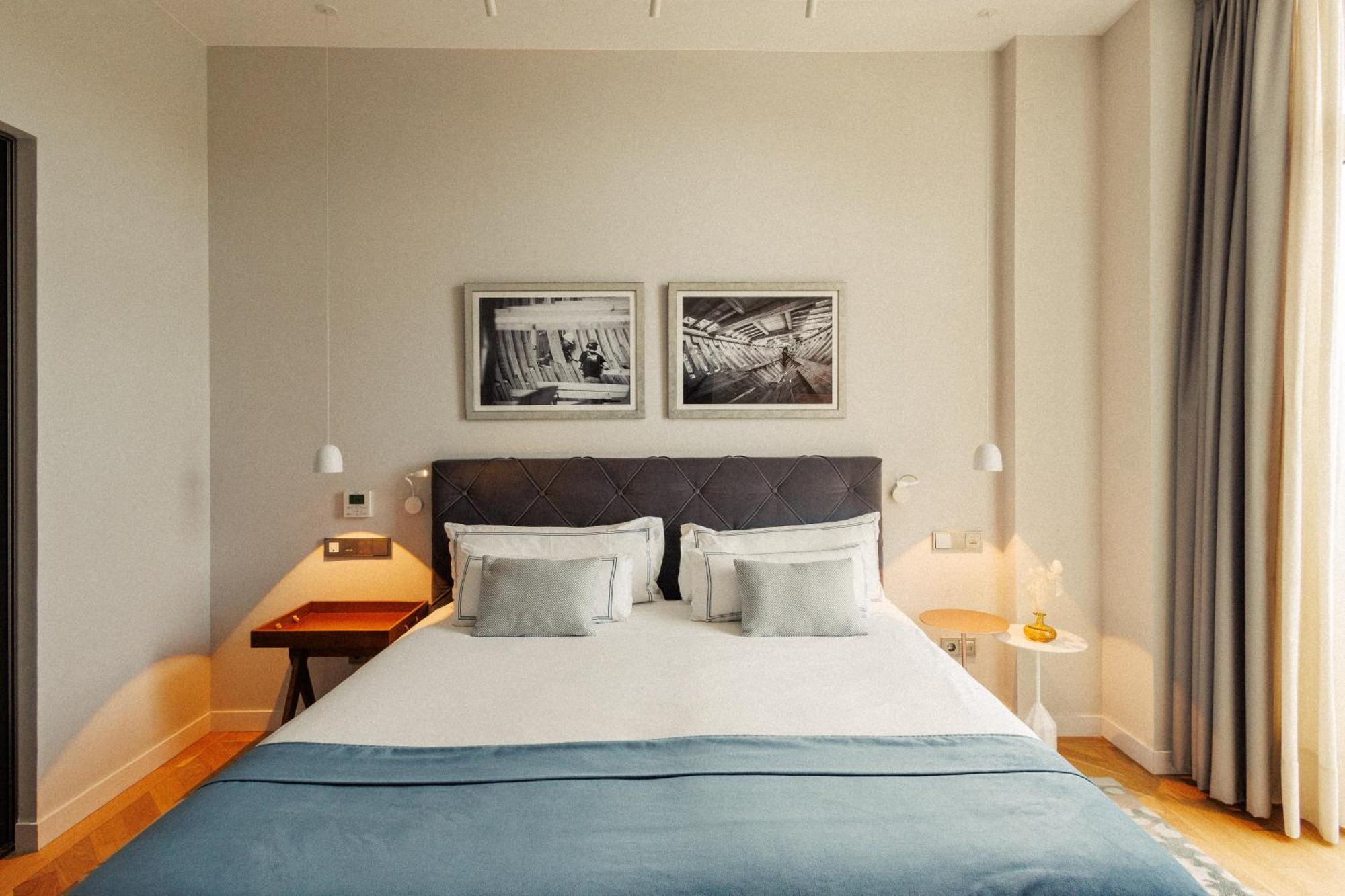 Lasala Plaza Hotel - Adults Only — Photos 1